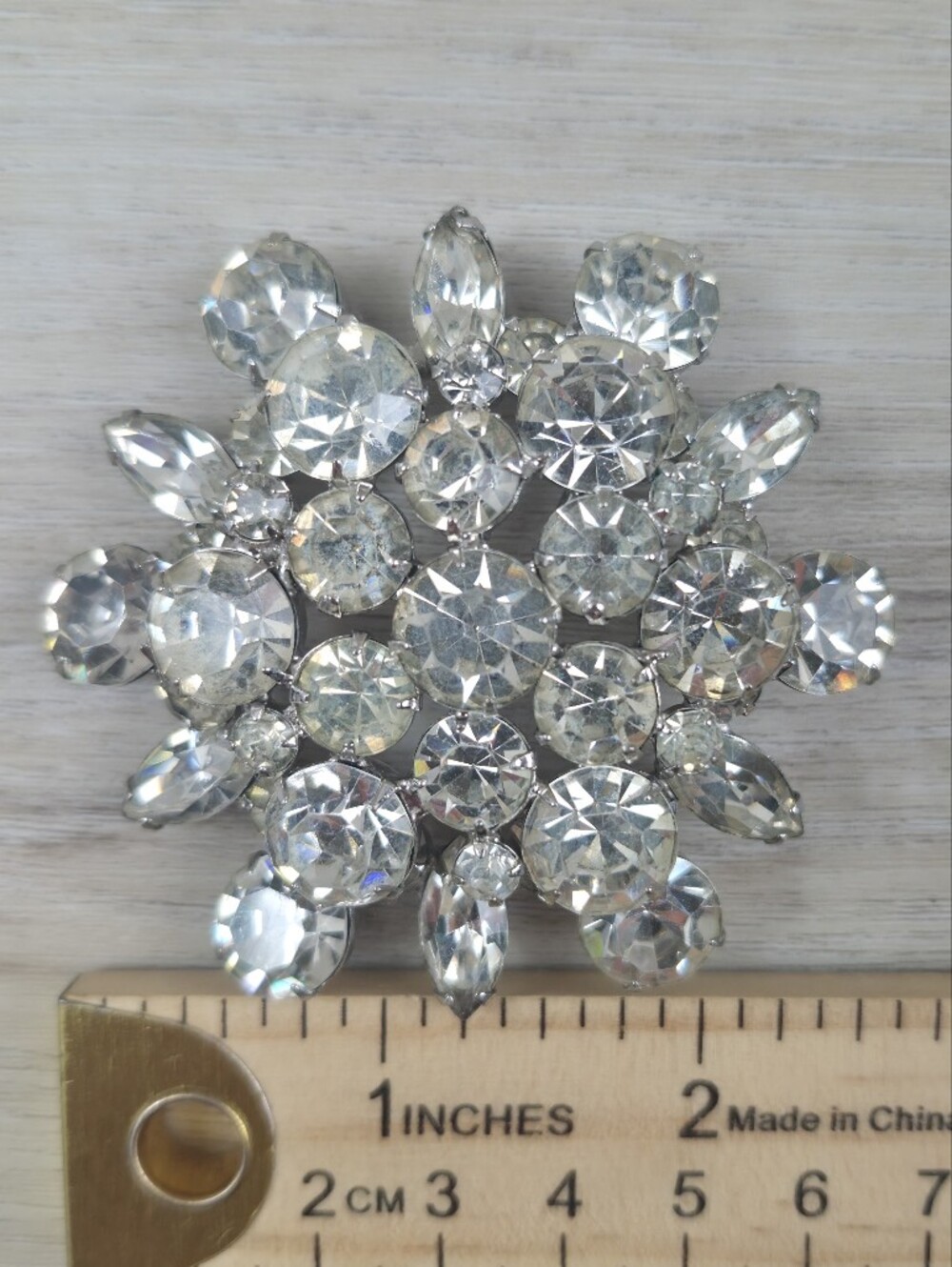 Clear Crystal Flower Cluster Brooch - Women Jewelry - Picture 3 of 3